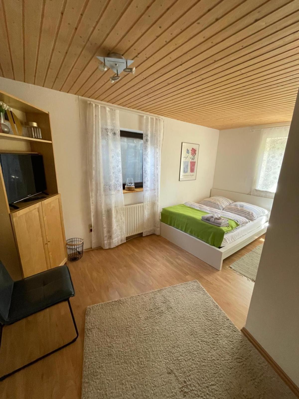 Gemuetliche Wohnung Am Tor Zum Schwarzwald Nagold Buitenkant foto